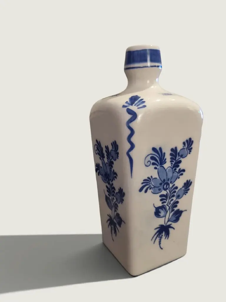 Elesva Holland Decorative Ceramic Bottle – 3 Elesva Holland Decorative Ceramic Bottle